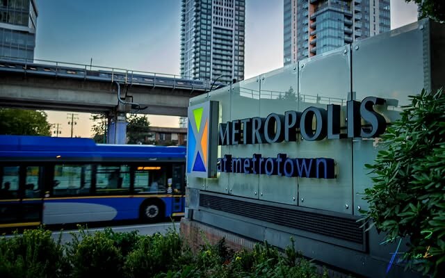Metropolis, Blue Hour